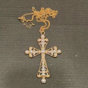 Elegant Gold Cross Pendant Necklace